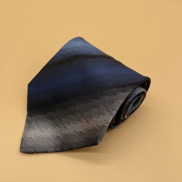 Bachrach Necktie Tie 100% Silk Multicolor Abstract Made in Italy Blue‎ Colors