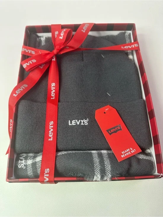 New Levi’s Scarf & Beanie Hat Set Gray/White