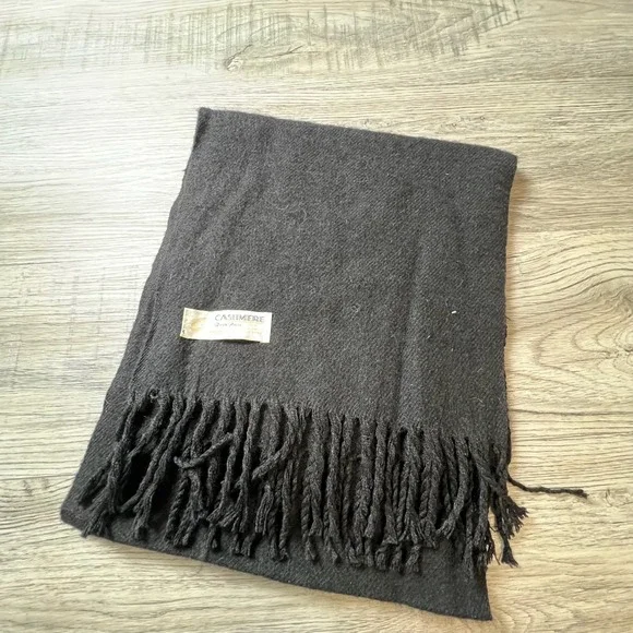 Royal Rossi Scarf One Size Black 100% Cashmere Fringed Winter Luxury‎ Accessory