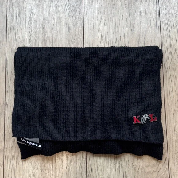 Karl Lagerfeld Paris Ribbed Knit Scarf Black Logo Metal Pin Winter Unisex