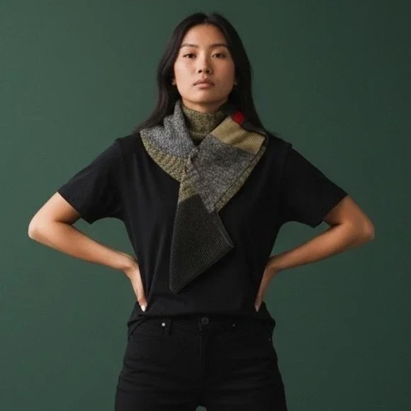 Alfani Unisex Reversible Acrylic Knitted Winter Shawl Scarf Green Gray OS NWT‎