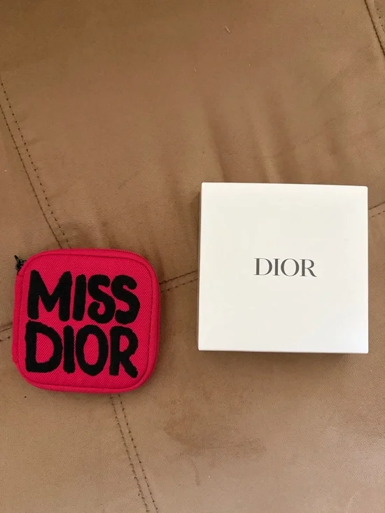 Dior Miss Dior beauty Hot Pink Red Zip Cosmetic Pouch NIB
