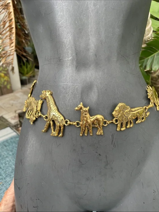 Safari animal, gold chain belt