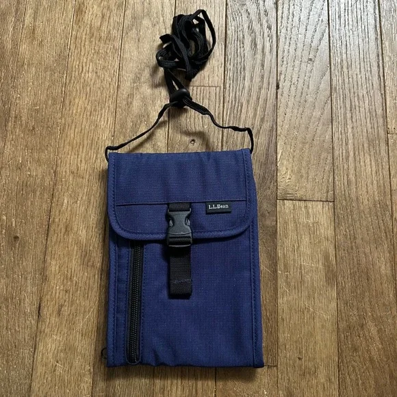 LL Bean Navy Blue Passport Travel Organizer‎ Wallet Neck Lanyard Pouch