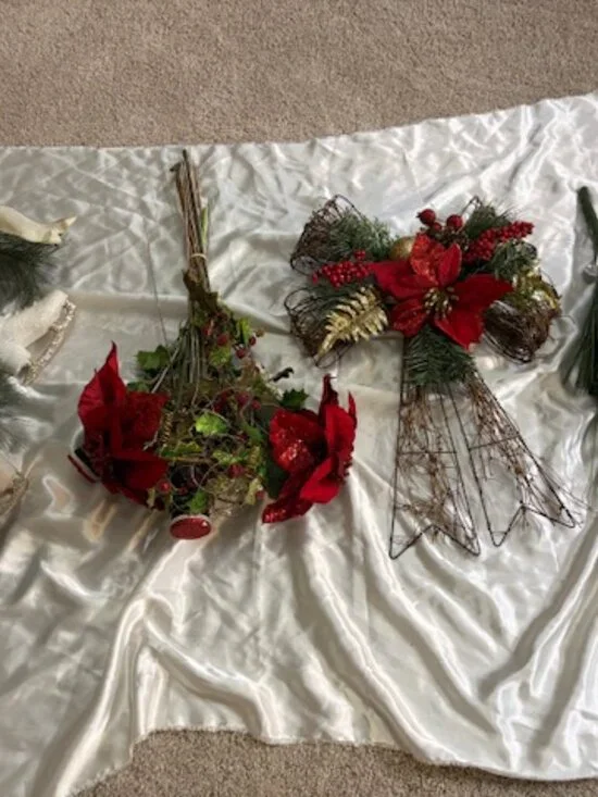 Set of 4 Holiday Florals