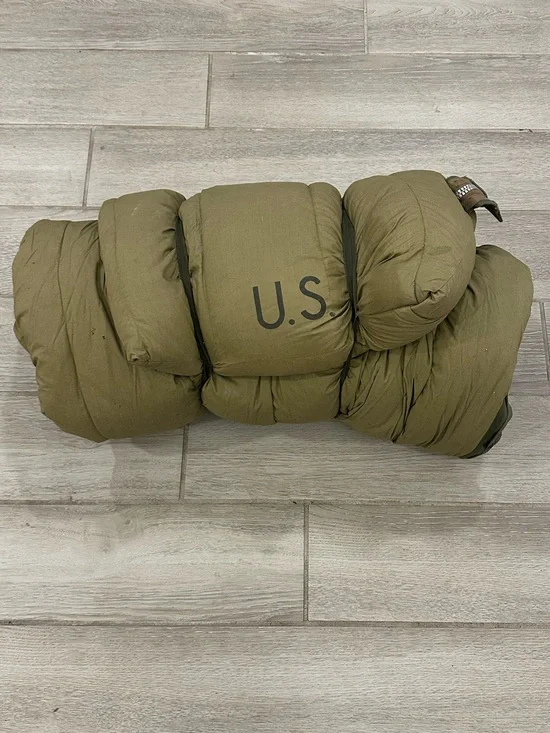 VTG U.S. Army M-1949 Mountain Sleeping Bag, Size: Large