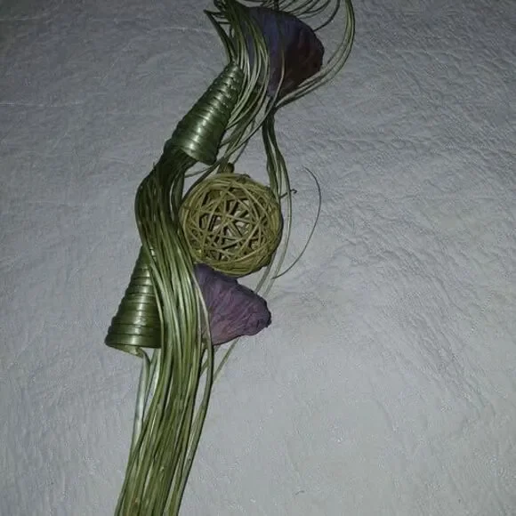 Dried floral arrangement