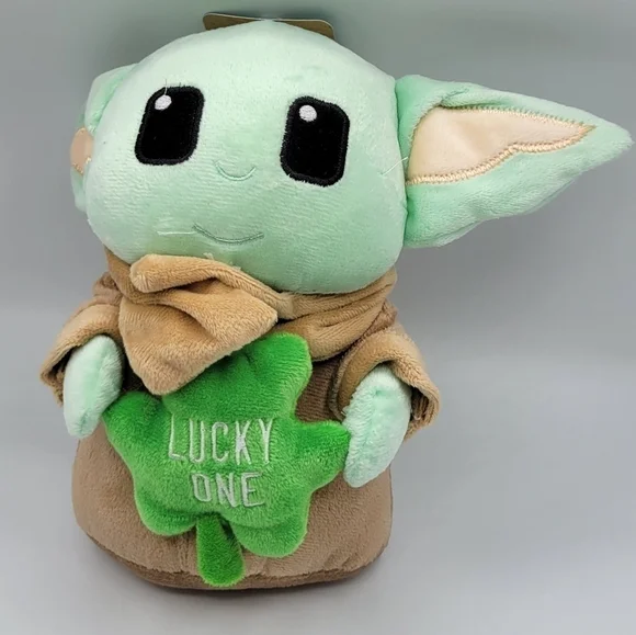 Star Wars St Pattys Grogu Lucky One shamrock Squeaker Pet Toy