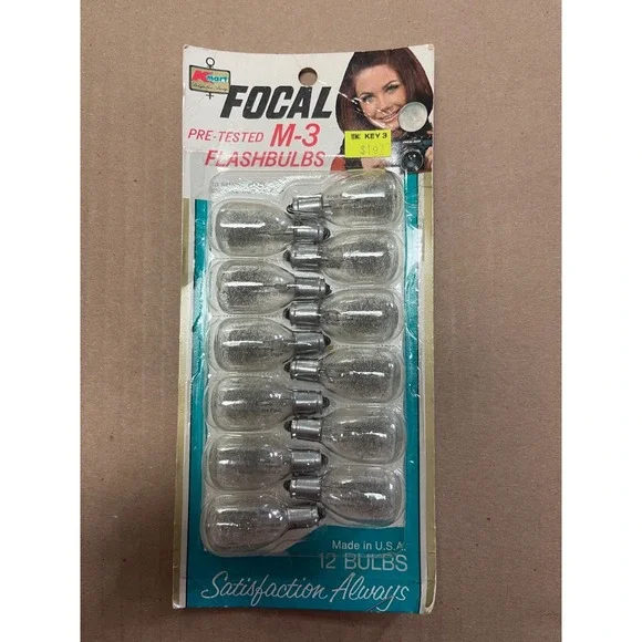 Vintage Focal M-3 Flashbulbs – 12 Pack‎ – Made in USA – New Old Stock (NOS)