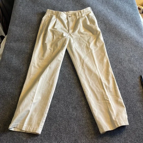 Van Heusen Mens Khaki Pleated Chino Pants 100% Cotton Twill Beige 36x32‎