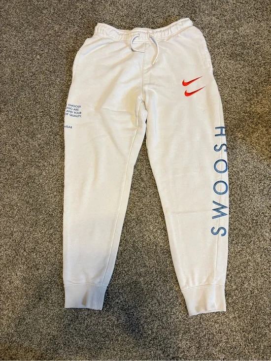 Nike Sportswear double ‘Swoosh’ jogger  sweatpants ivory sail white Mens small