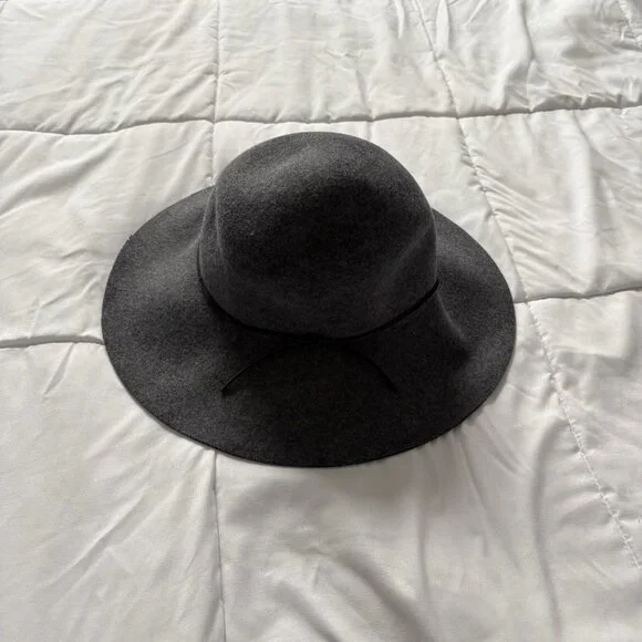 Womens‎ OS 100% Wool Hat Gray Felt Floppy Leather Bow Dainty Romantic Feminine