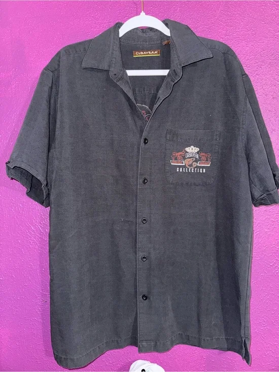 Vintage Cubavera Men's L Black Button-Up Shirt Pockets Embroidered Cars Graphic