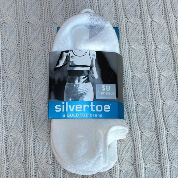 NWT Women’s Silvertoe 3 pack ankle socks cotton White footies low silhouette