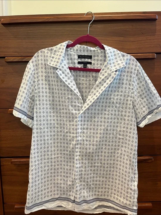 Banana Republic White Short-Sleeve Button-Down with Navy Print