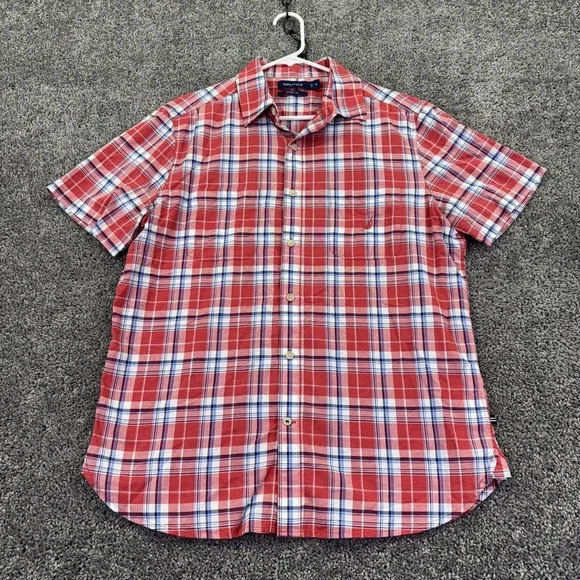 Nautica Shirt Mens Medium Red Plaid Short Sleeve Button Up Classic Fit Casual