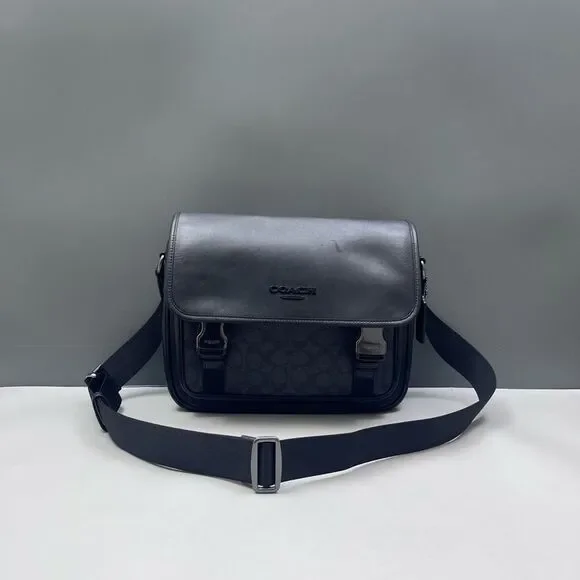 Coach Women Pre-Loved Bag Very Good Condition