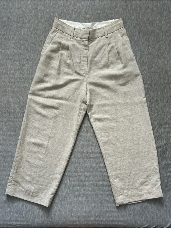 Aritzia Cropped Trousers Pants
