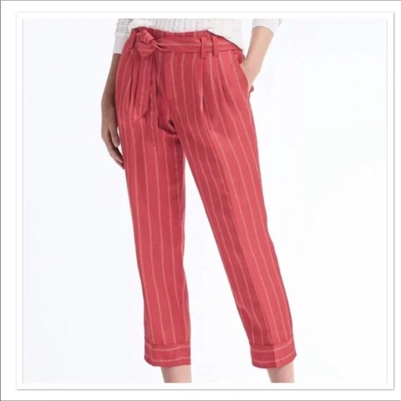Banana Republic Linen Cropped Pant
