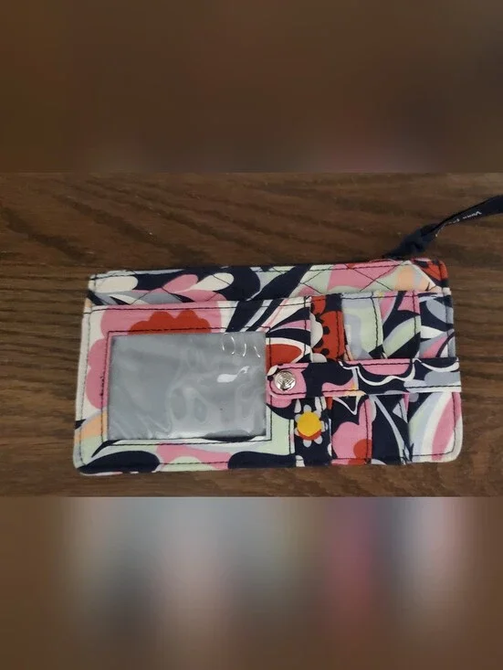 Vera Bradley Lighten Up Zip ID Case in Mod Paisley  Wallet Wristlet Aprox. 7x4