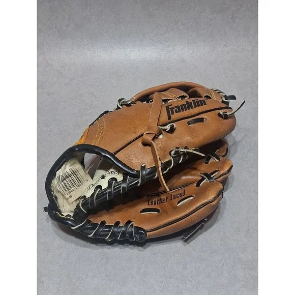 Baseball GLOVE by Franklin Field Master 4609  9 1/2