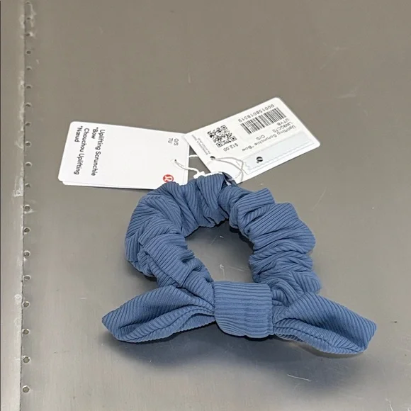 Lululemon‎ Uplifting Scrunchie Bow – Utility Blue 💙 NWT