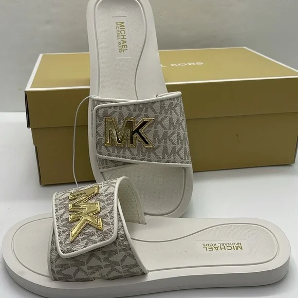 MICHAEL KORS Palmer Signature Logo Slide Sanda Vanilla  NWT