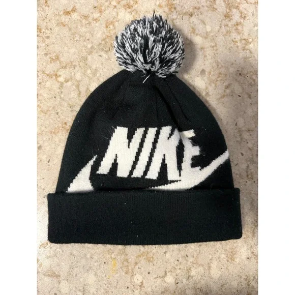 Nike Youth Pom Beanie Hat Black White Oversized Logo Knit‎ Cap 2695-023