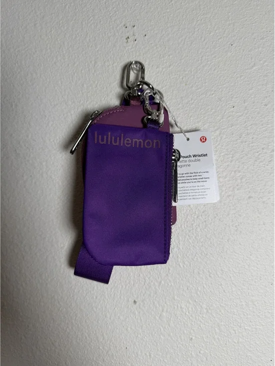 NWT Lululemon Dual Pouch Wristlet College Purple Mystic $48