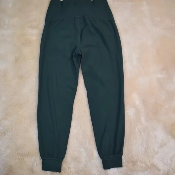 Girls Highrise Joggers Size 8 Full length Green Lightweight Activewear Pants