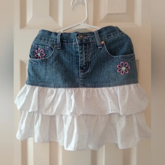 🦋HP! Vintage | Girls Denim & Eyelet Ruffle Tier Skirt Size 6
