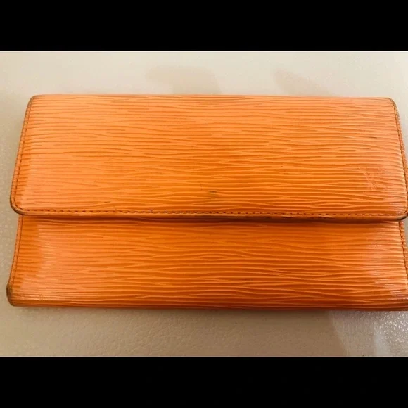 Auth LV Orange Epi Wallet