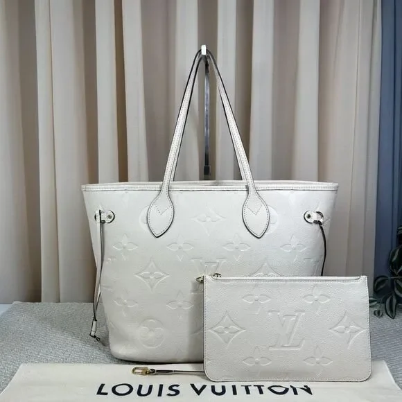 Louis Vuitton Women Pre-Loved Bag Very Good Condition