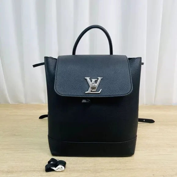 Louis Vuitton Women Pre-Loved Bag Very Good Condition