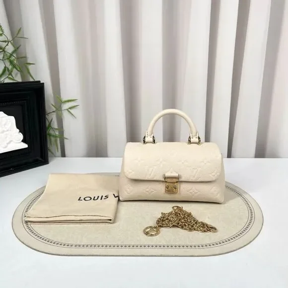 Louis Vuitton Women Pre-Loved Bag Very Good Condition