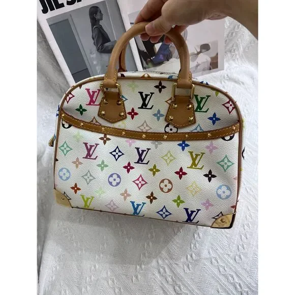 Louis Vuitton Women Pre-Loved Bag Very Good Condition