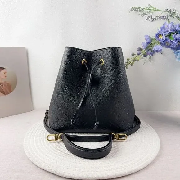 Louis Vuitton Women Pre-Loved Bag Very Good Condition