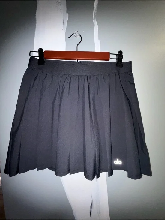 ALO Yoga Black Pleated Mini Skirt