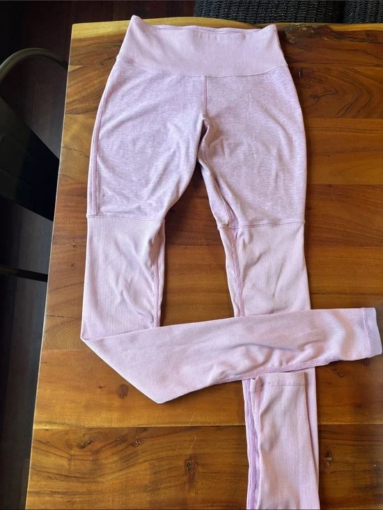 ALO Yoga Light Pink High-Waist Ballerina Leggings!  Excellent condition!  Small.