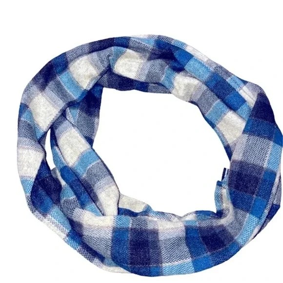 Plaid infinity scarf
