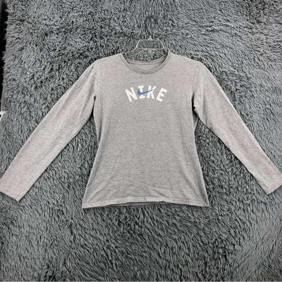 Nike Tshirt Womens Large Gray Long Sleeve Spellout Swoosh Shirt