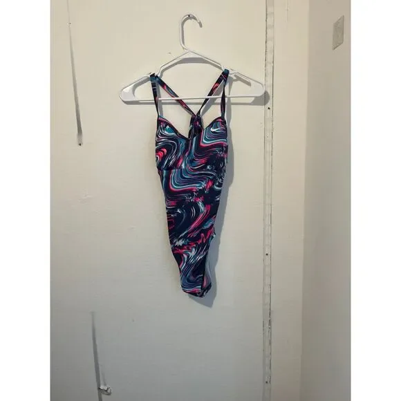 Women's Nike one piece‎ bathing suit