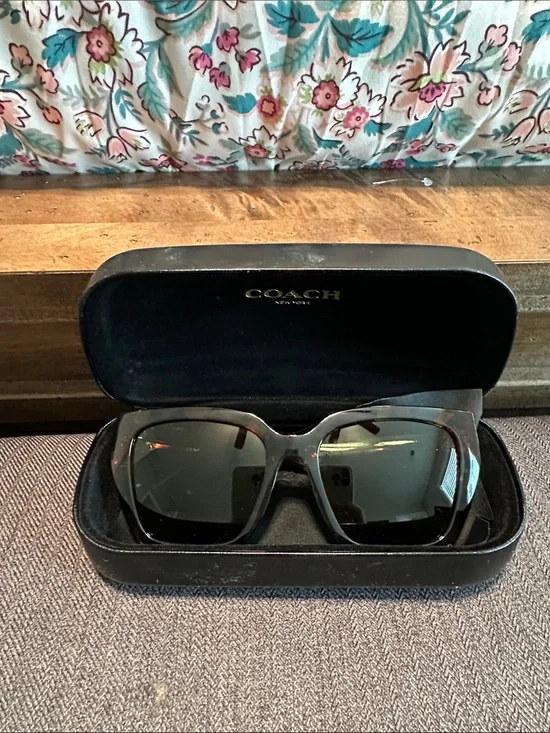 Coach Sunglasses with Dark Green Lenses