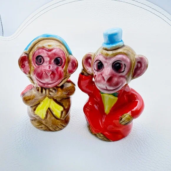 Vintage Japan Monkey Salt Pepper Shakers Figural Ceramic 3.25