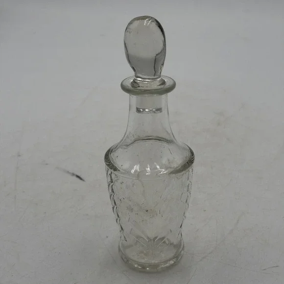 Vintage Pressed Glass Cruet Decanter -Chevron/Feather Design Original Stopper