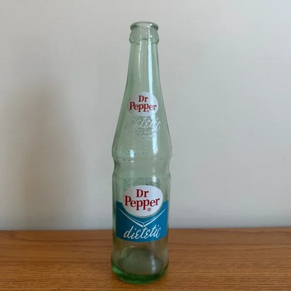 Vintage Dr Pepper Dietetic Glass Bottle 10 FL OZ Collectible Soda Pop‎