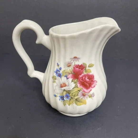 Formalities by Baum Brothers Floral Pitcher Roses Daisy Leaves 6