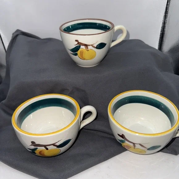 Vintage Stangl Pottery Fruit Pattern  Coffee Cups Set Of 3 Pre Owned