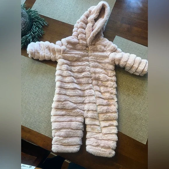 Baby snowsuit faux‎ fur
