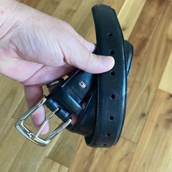 Tommy Hilfiger leather belt